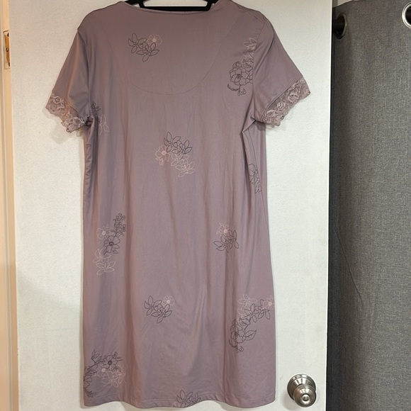 Purple Floral Nightgown - Picture 4 of 4